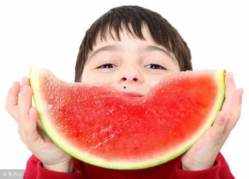 瓜小孩可以吃吗,揭秘儿童食用瓜类水果的安全指南