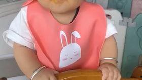 小孩吃蓝瓜,小孩的甜蜜冒险之旅