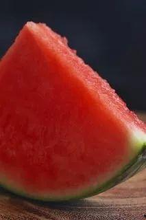 全城都等我吃瓜,揭秘“等我吃瓜”背后的火爆现象